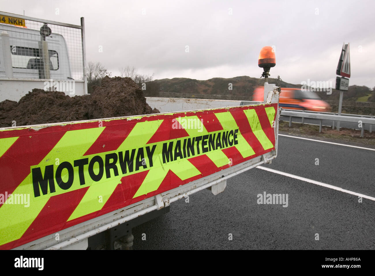 Véhicule de maintenance des travaux routiers autoroute Banque D'Images