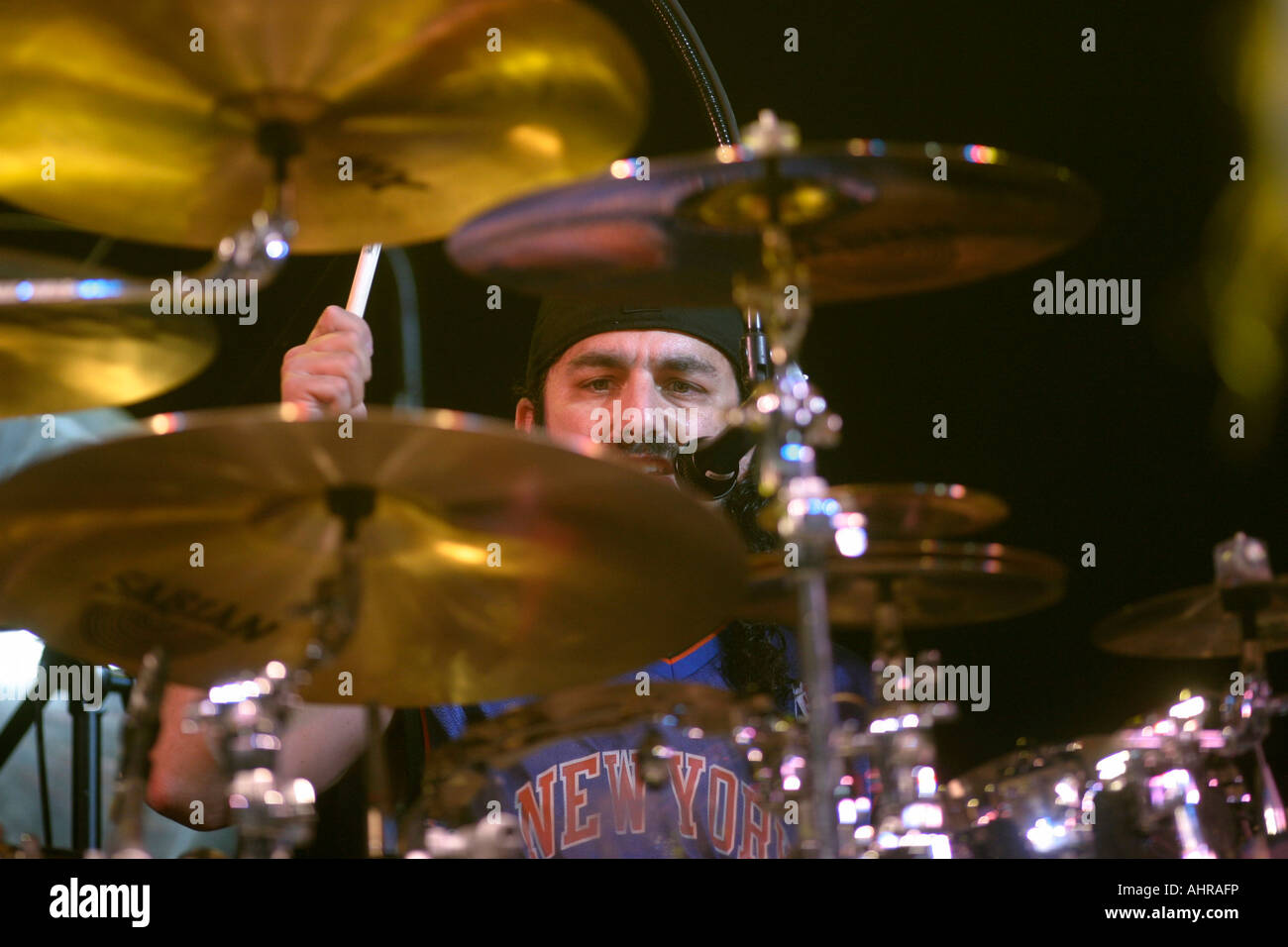 Mike Portnoy, batteur de Dream Theater, le groupe de heavy metal  progressif, venant des Etats-Unis, John Petrucci, John Myung, guitare,  basse, Mike Portnoy, batterie, James Labrie, chant, Jordan Rudess,  claviers, Télécharger Rock