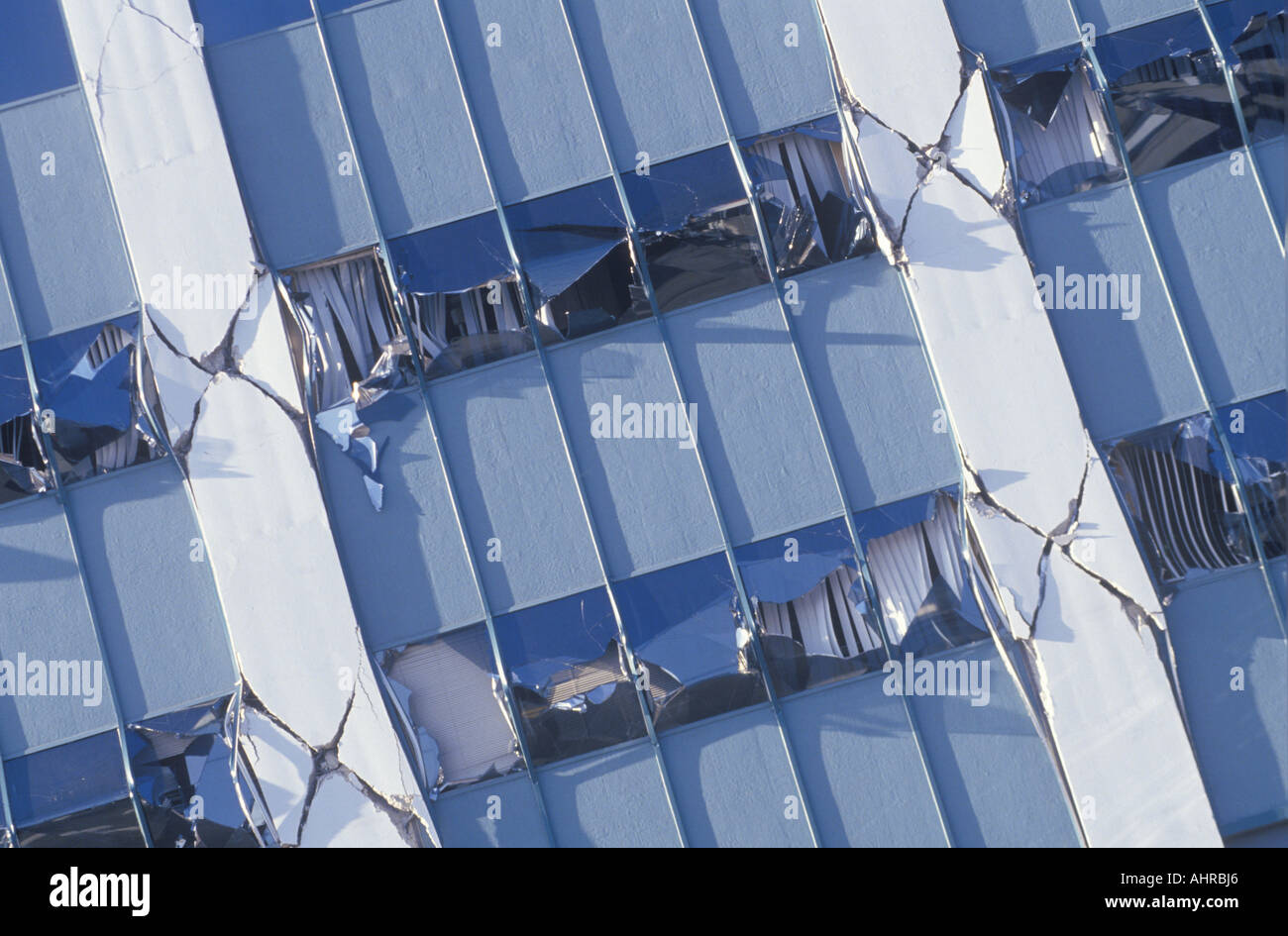 Bâtiment médical Kaiser endommagé dans la région de Reseda Northridge, Los Angeles après tremblement de terre 1994 Banque D'Images