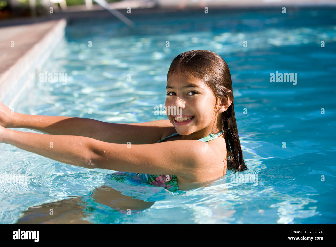 Maillot De Bain Ado Fille 13 Ans www.alamyimages.fr