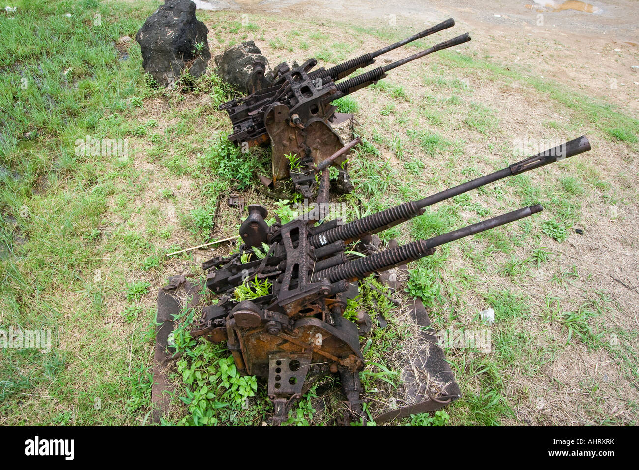 La DEUXIÈME GUERRE MONDIALE Avion Anti japonais des pièces d'artillerie de l'île de Palau Banque D'Images