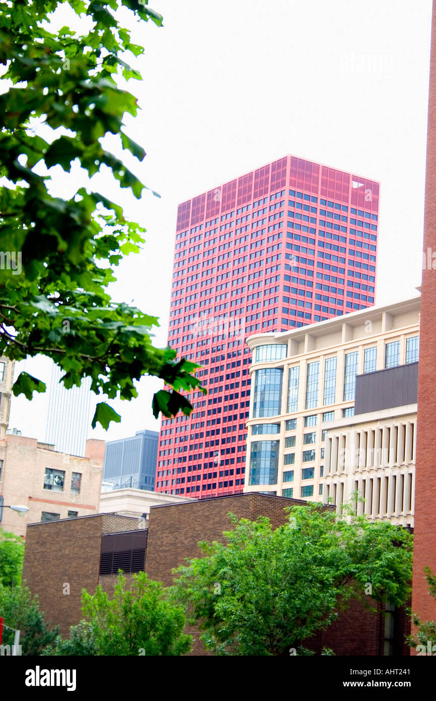 Chicago skyline gratte-ciel rouge. IL Chicago Illinois USA Banque D'Images
