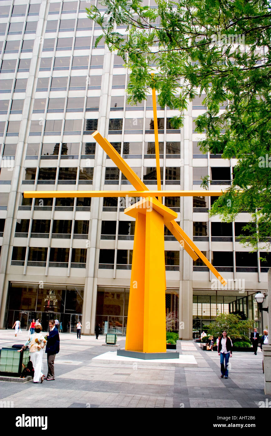 Sculpture sur la tribune Plaza. IL Chicago Illinois USA Banque D'Images