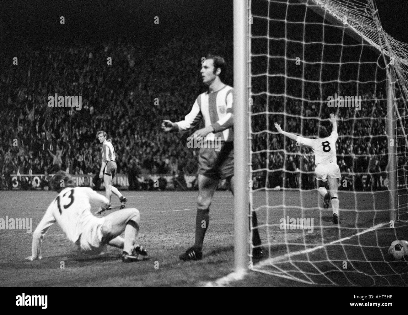 ONZE n°7 # 1976 # COUPE EUROPE /beckenbauer/bathenay/rivelino/deyna