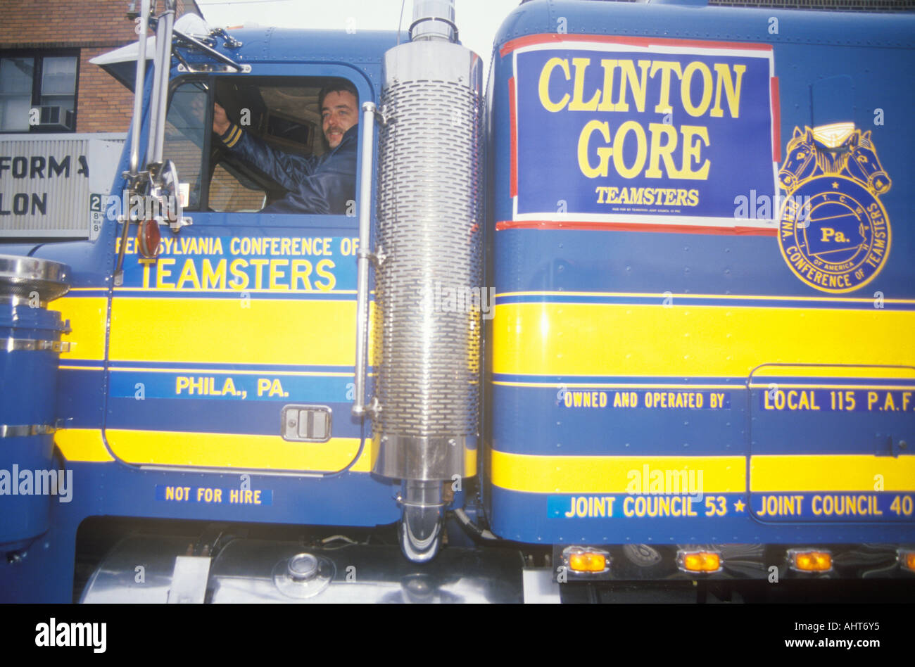 Les Teamsters for Clinton Gore au Mayfield Diner en 1992 pour son dernier jour de campagne, à Philadelphie en Pennsylvanie Banque D'Images