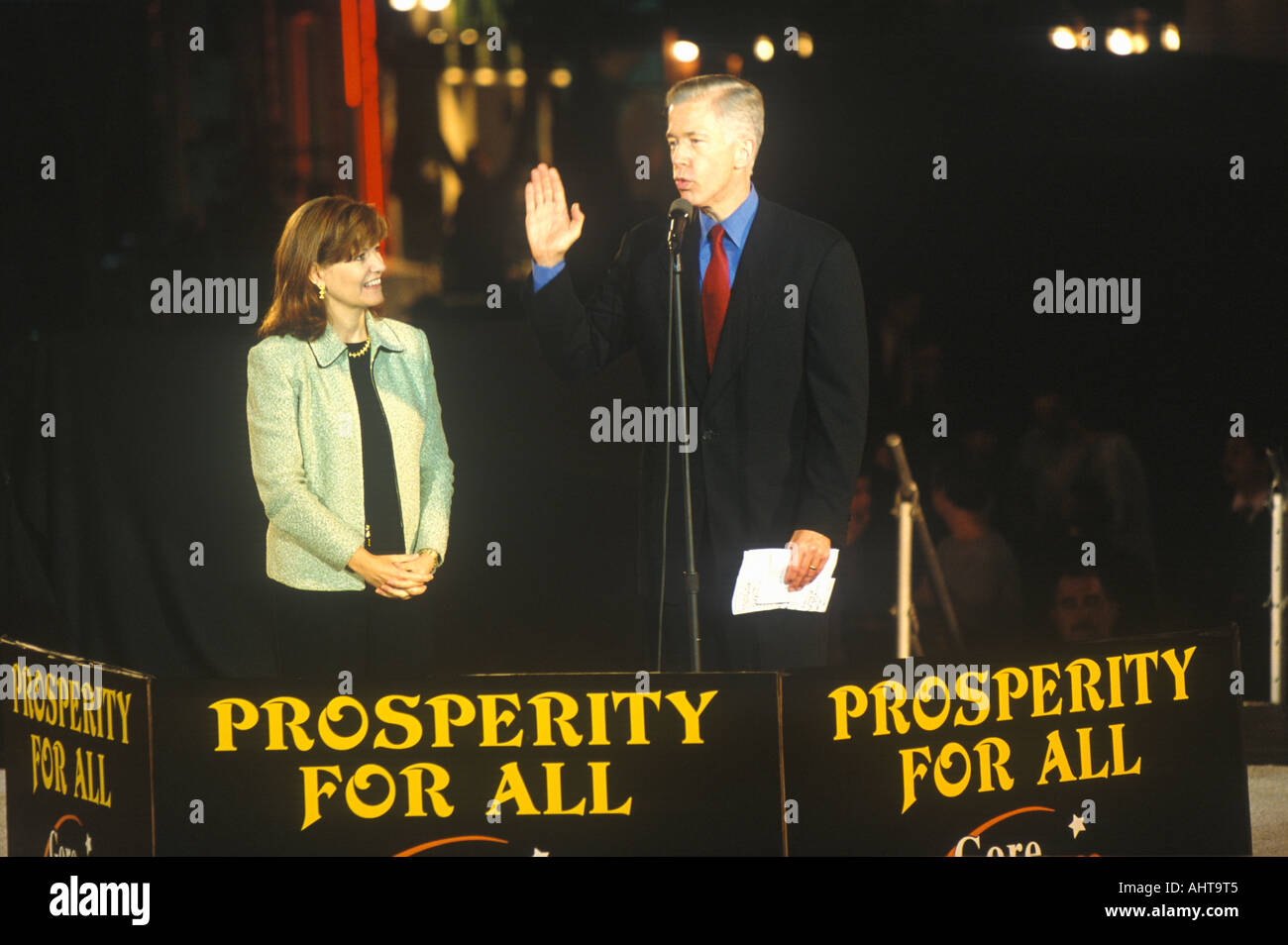 CA L'ancien gouverneur Gray Davis lors d'un rassemblement pour l'élection présidentielle Gore Lieberman, le 31 octobre 2000 à Westwood Village, Los Banque D'Images