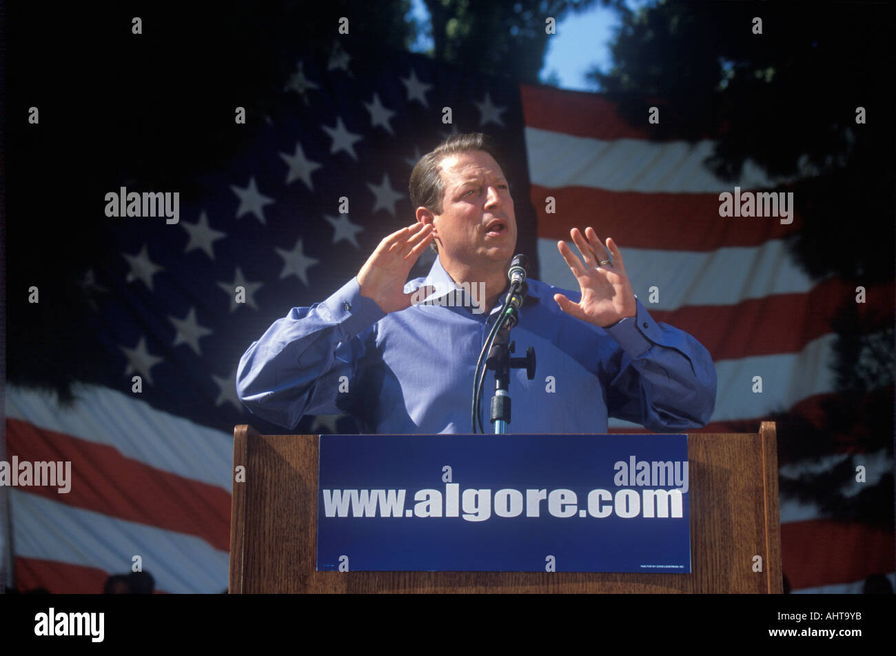 Le vice-président Al Gore des campagnes pour l'investiture présidentielle démocrate à Lakewood Park à Sunnyvale en Californie Banque D'Images