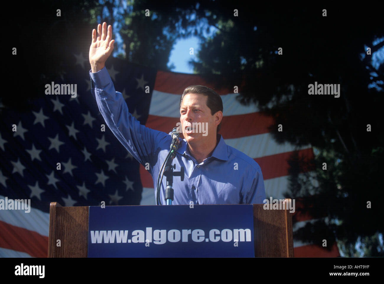 Le vice-président Al Gore des campagnes pour l'investiture présidentielle démocrate à Lakewood Park à Sunnyvale en Californie Banque D'Images