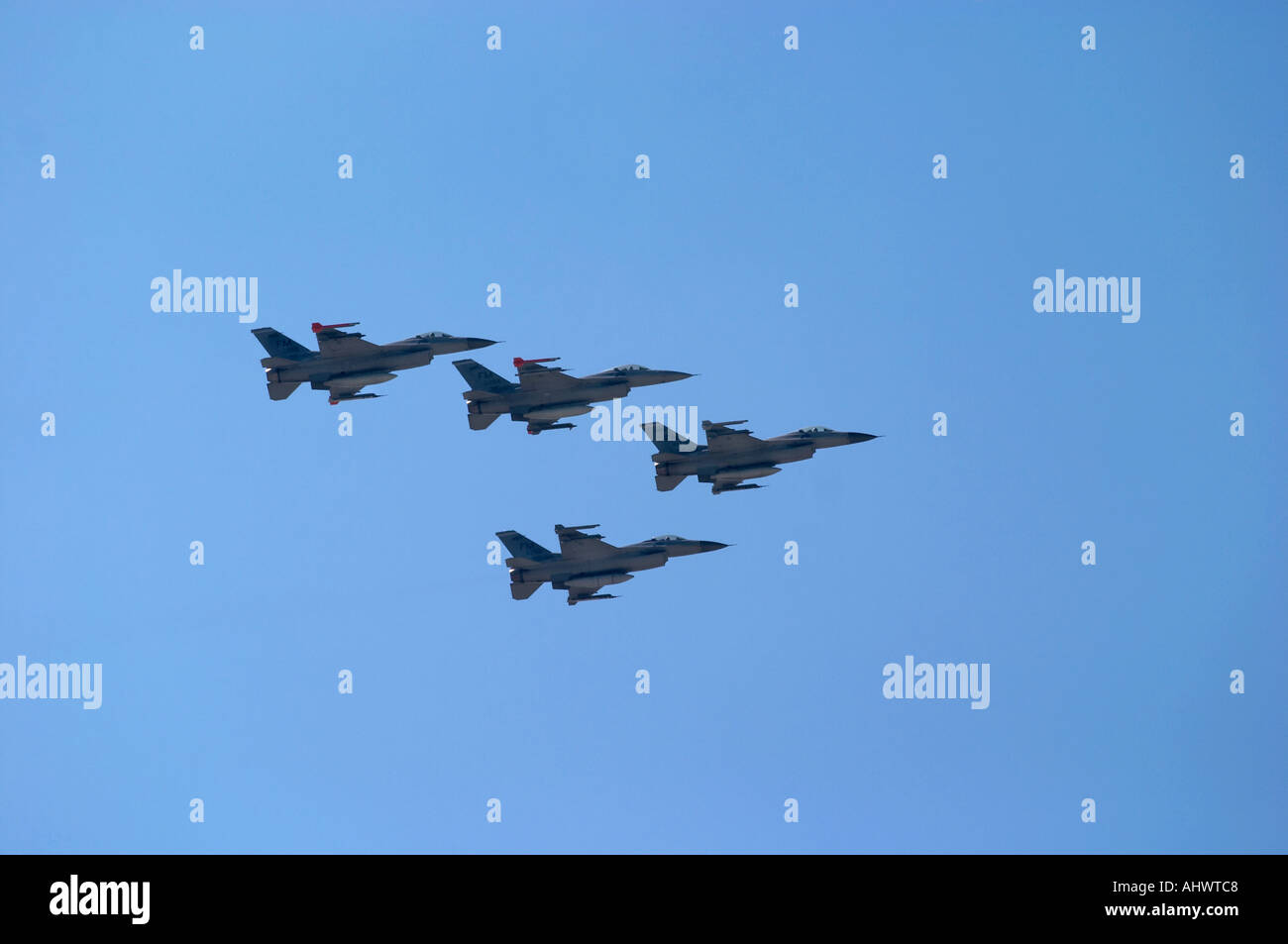 US Airforce F 16 Fighting Falcon avions volant en formation Banque D'Images