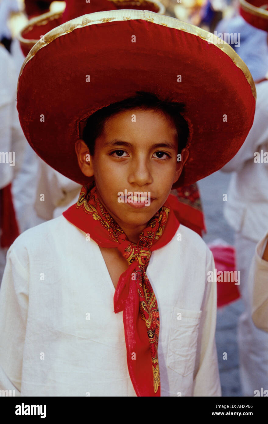 1 garçon mexicain, un garçon mexicain, 1, un garçon mexicain, garçon, jeune, garçon, enfant, portrait, Festival Guelaguetza, Oaxaca, Oaxaca de Juarez, Oaxaca, Mexique Banque D'Images