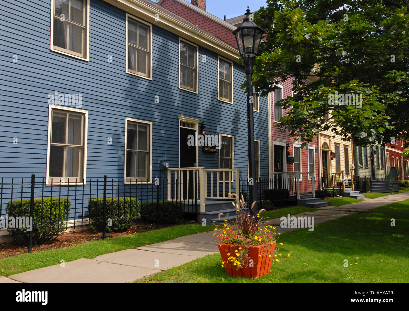 Rangée de maisons à Great George Street, dans la partie historique de Charlottetown, Prince Edward Island Canada Banque D'Images