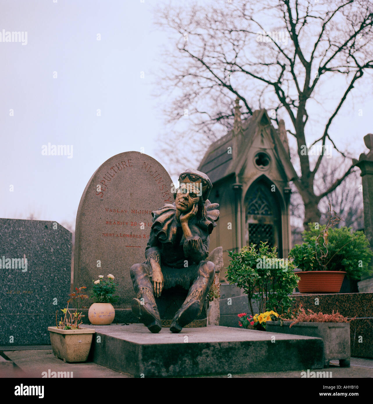 Danseur de Ballet Vaslav Nijinsky au cimetière de Montmartre dans la ville de Paris en France en Europe Banque D'Images