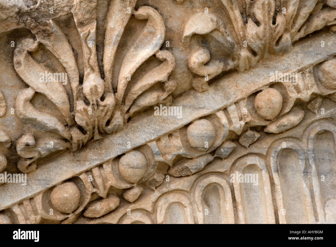 Tripoli (Libye). Pierre sculptée de l'Arc romain Marc Aurèle, A. D. 163-64, Tripoli la médina (vieille ville) Banque D'Images