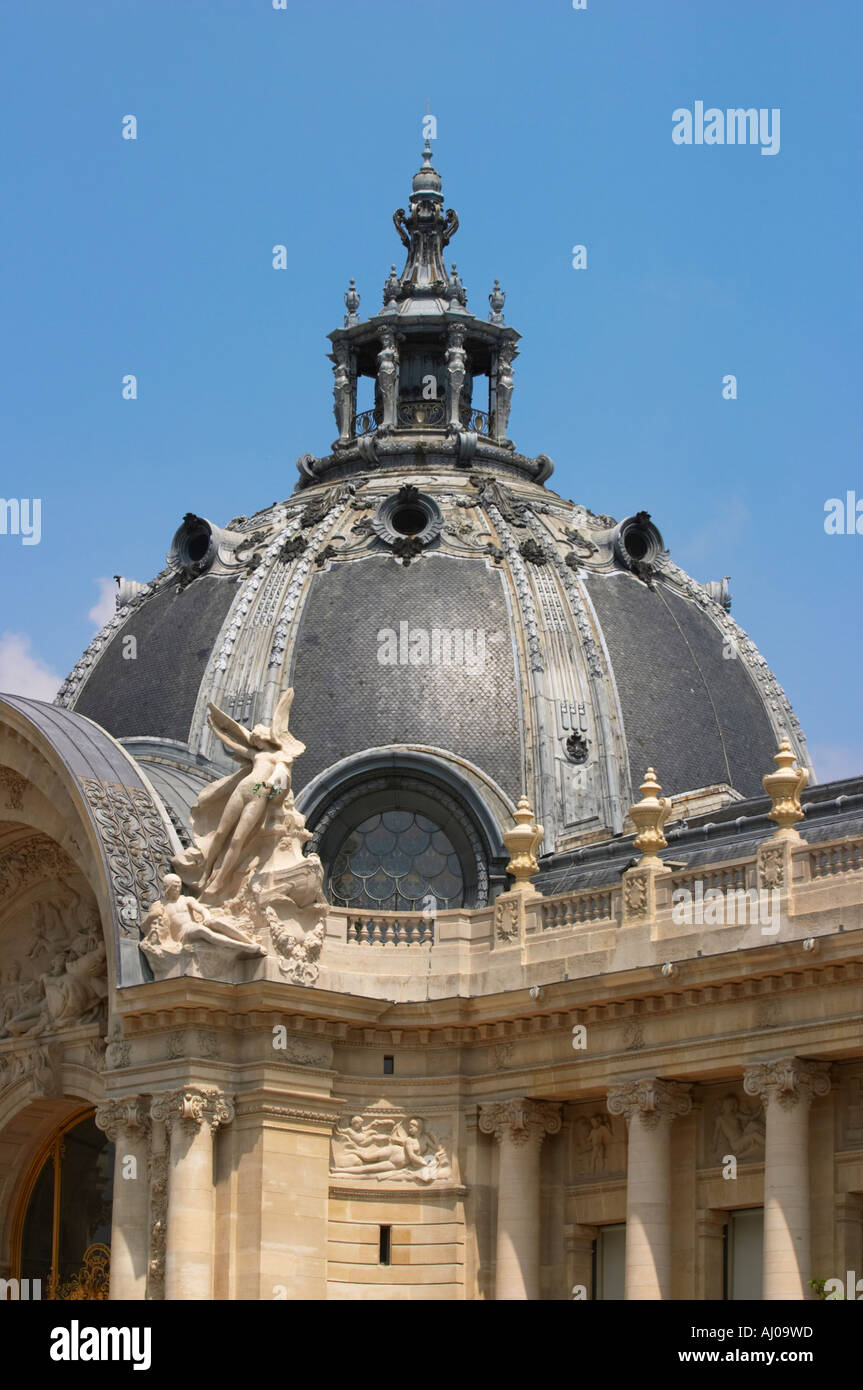 Toit en dôme du Palais de la Decouverte Paris France Banque D'Images