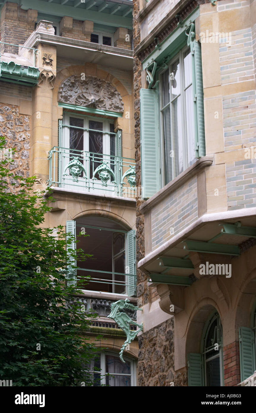 Castel Béranger l'architecture Art Nouveau d'Hector Guimard à Paris France Banque D'Images
