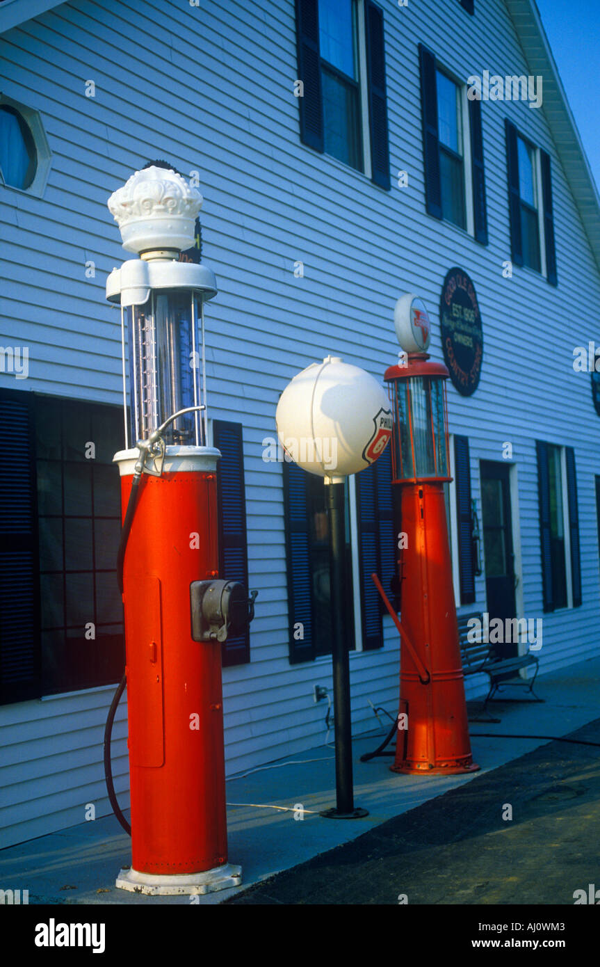 Combinaison country store et station-Bourbon MO Banque D'Images
