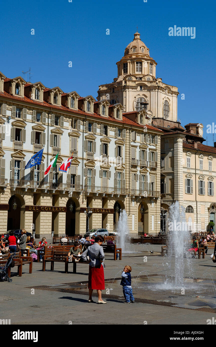 L'Italie, Piémont, Turin, ville historique, Piazza Castello, place du Château Banque D'Images