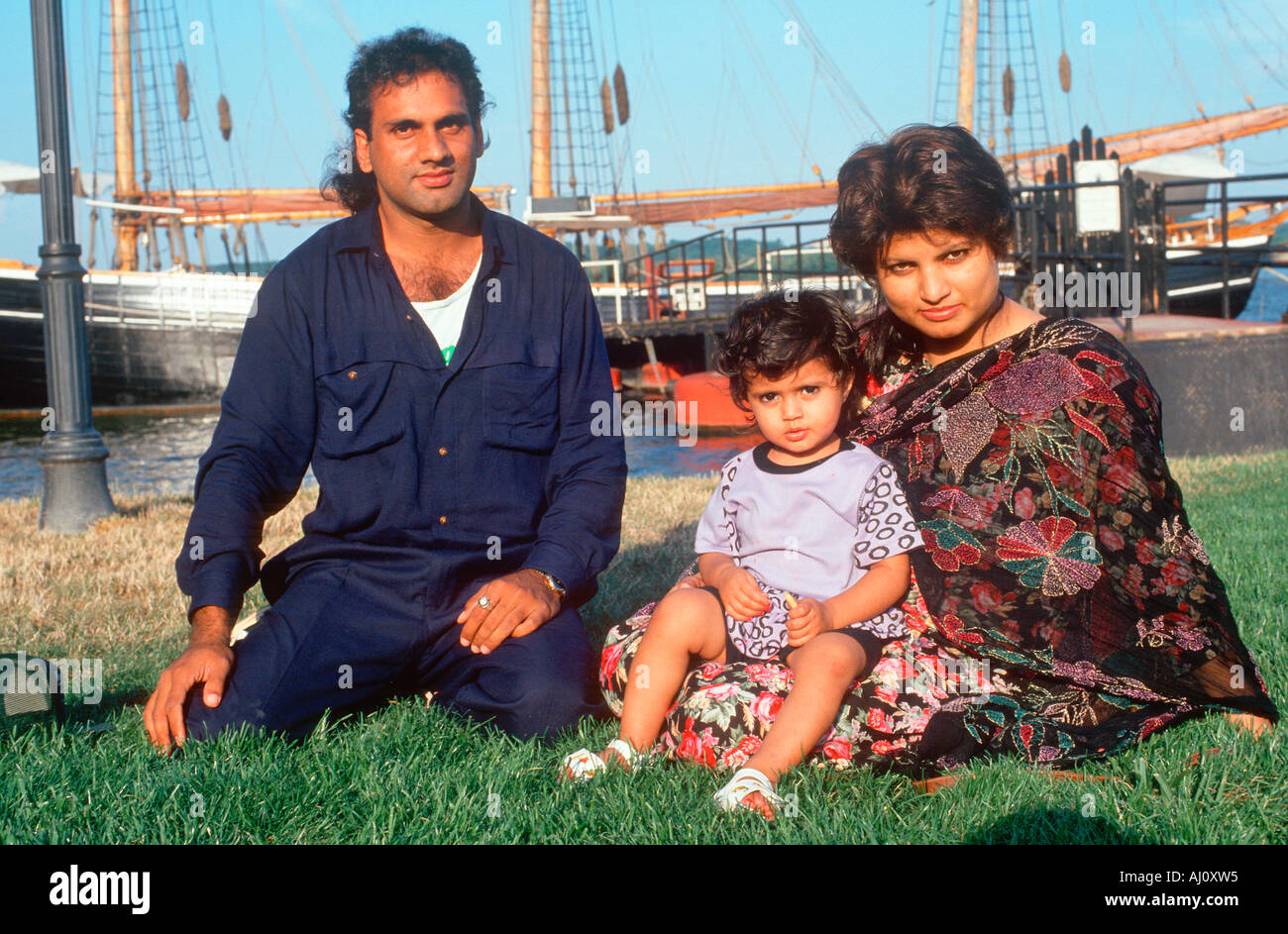 Une famille pakistanaise dans un port Alexandria VA Banque D'Images