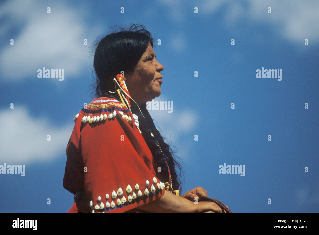 Native American Woman sur l'CA Banque D'Images