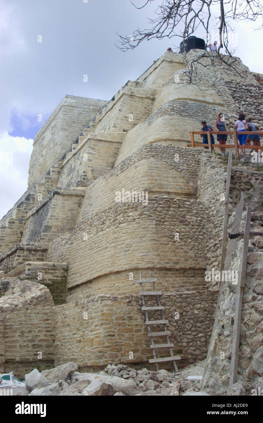 Altun Ha Rock Pierre eau ruines Maya Belize 200 BC 550 ANNONCE Banque D'Images