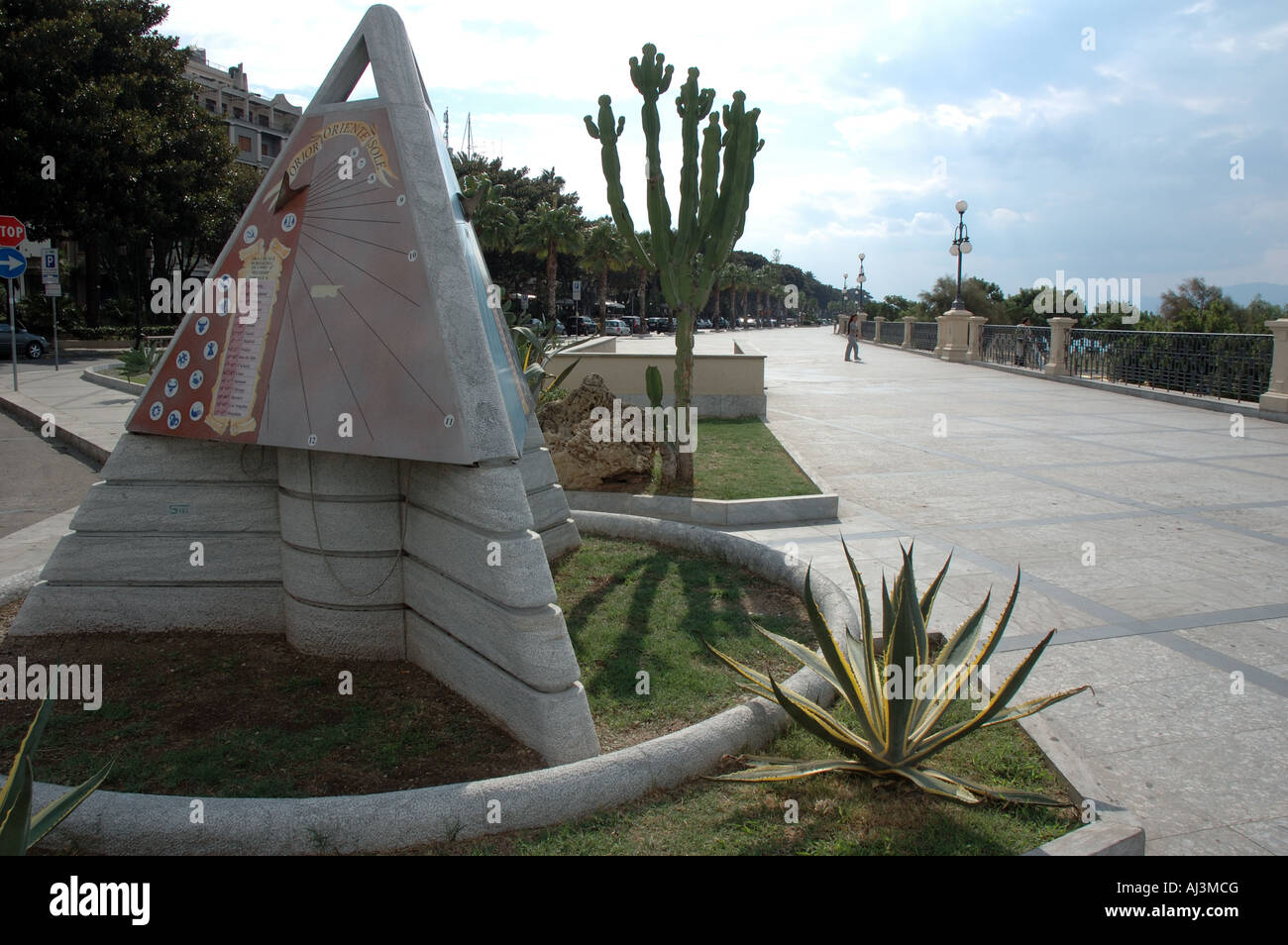 Promenade à Reggio di Calabria, Italie Banque D'Images