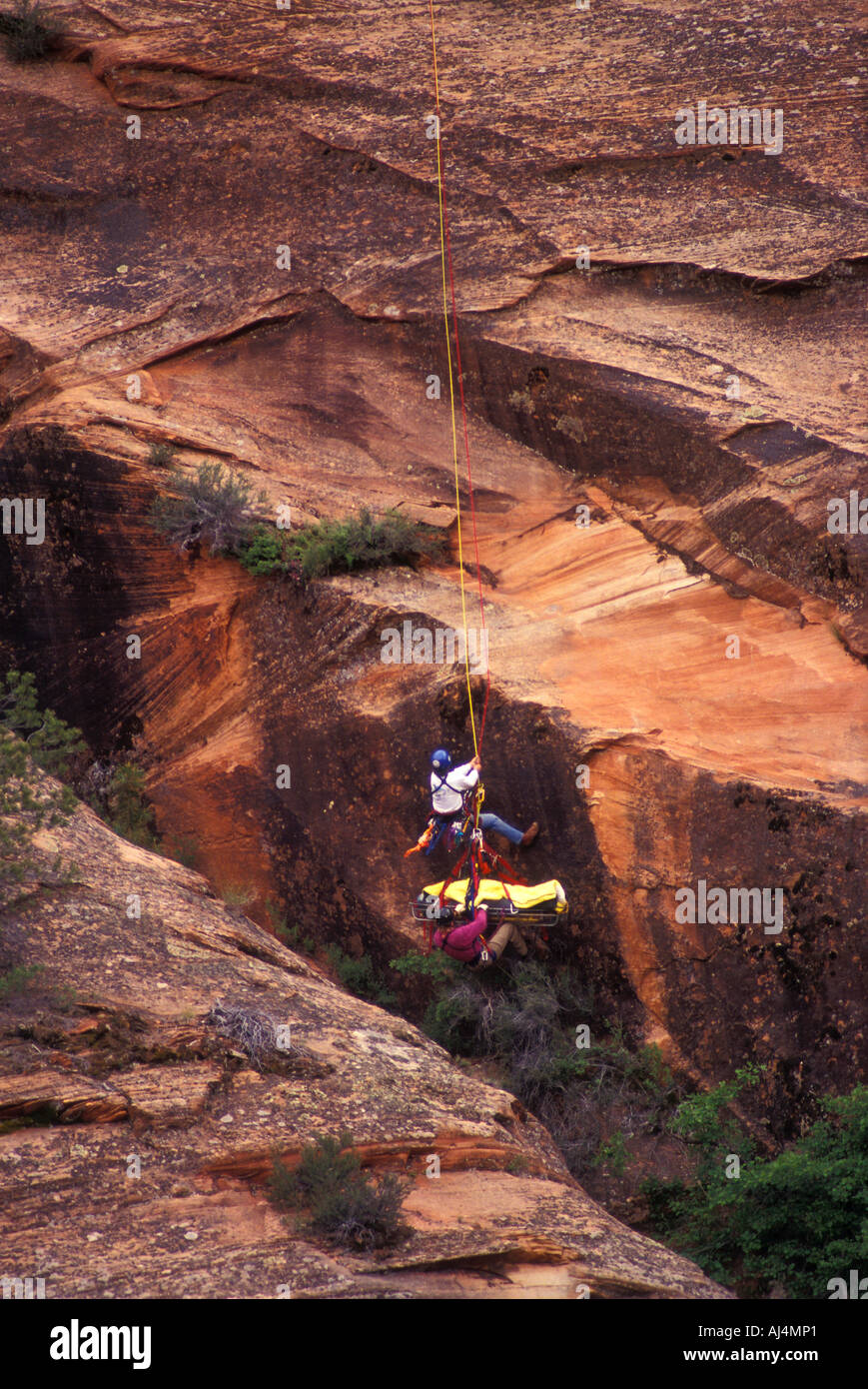 Opération de sauvetage en montagne dans la région de Zion National Park, Utah, USA. Banque D'Images