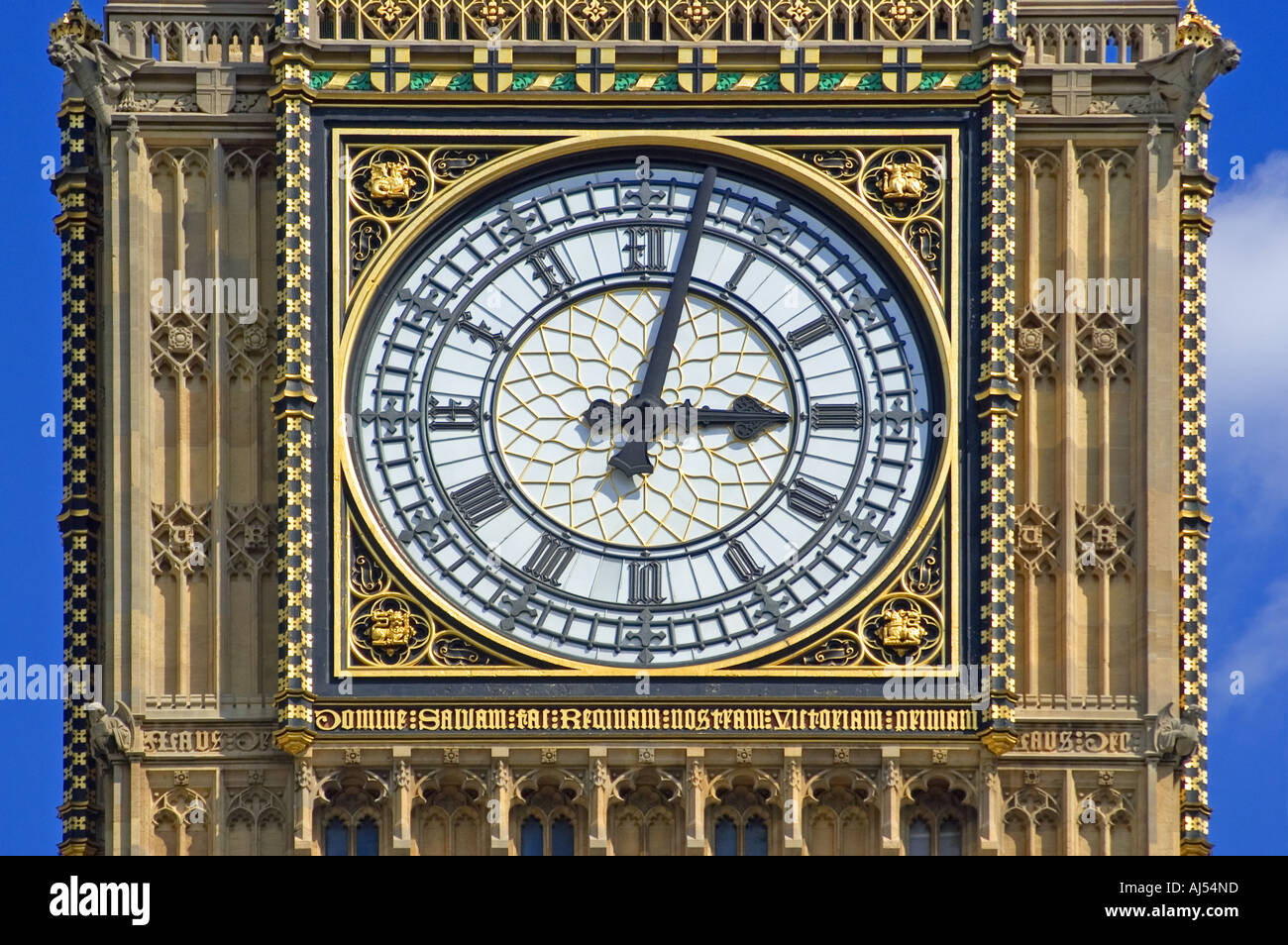 Londres, Angleterre, Royaume-Uni. La place du Parlement. Big Ben (St Stephen's Tower) Couleurs Banque D'Images