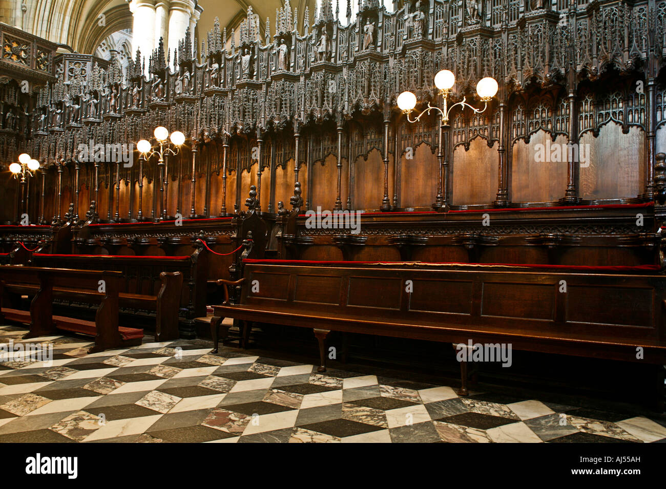 Les miséricordes et auvents à Beverley Minster, Yorkshire, UK Banque D'Images