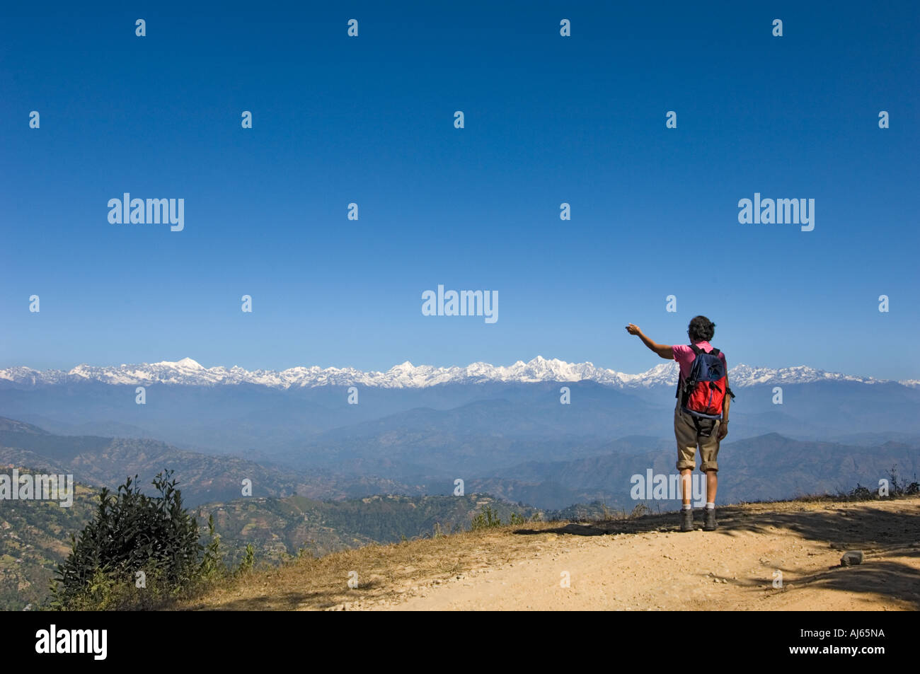 Montre Femme NAGARKOT HIMALAYA Mountain Resort chaîne de collines vallée de Katmandou Népal Asie Katmandu anapurna gamme trekki Banque D'Images