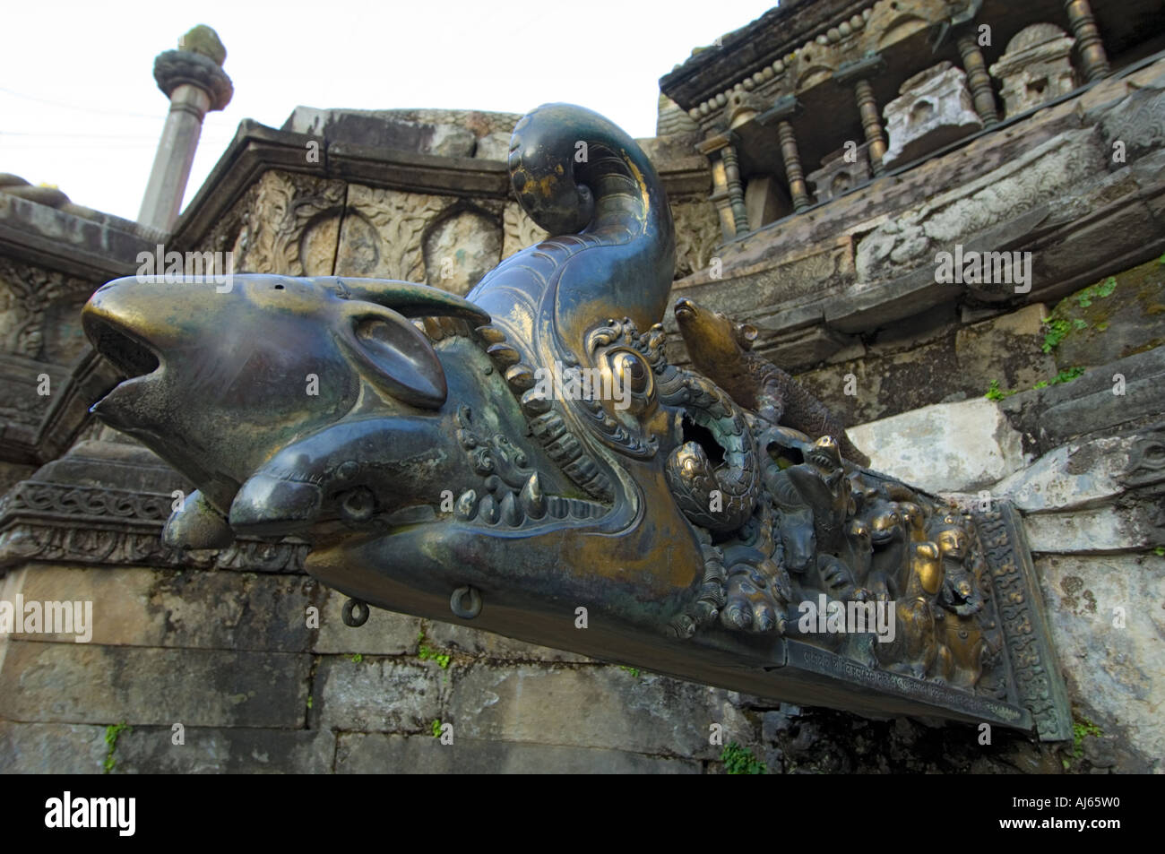 PATAN golden or bronze figure sculpture en Asie Népal Bakhtapur kings palace king coucher du soleil coucher du soleil Banque D'Images