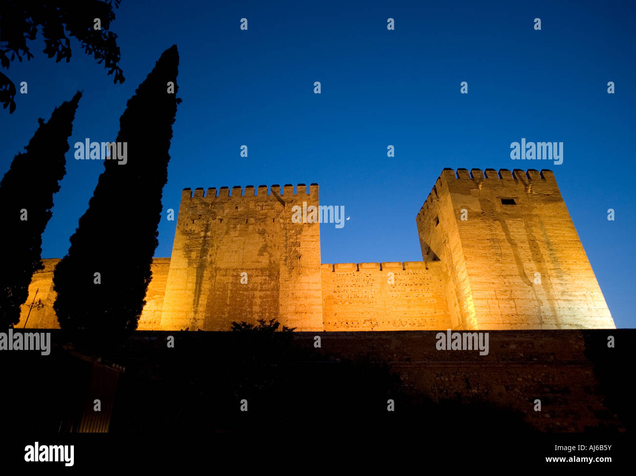 Le fort La Alhambra de Grenade s'ancienne section de nuit Banque D'Images