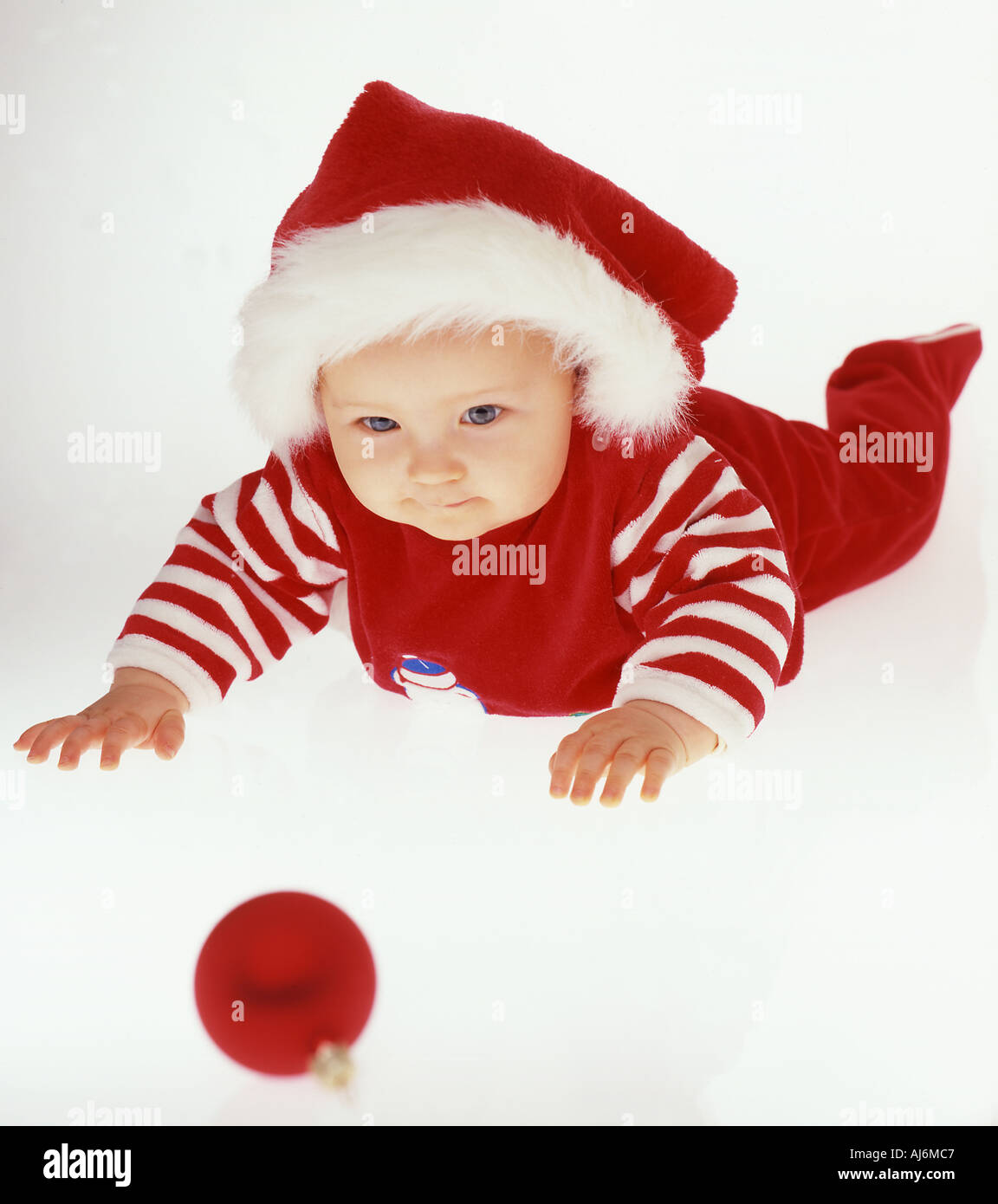 Baby in Santa Claus hat. Banque D'Images