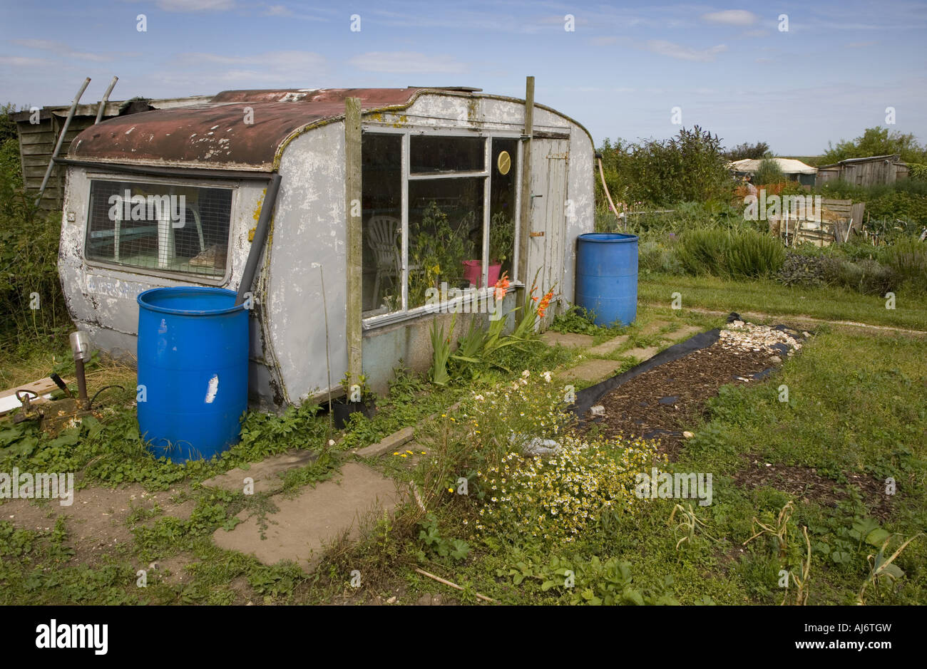 Maison & jardin abri caravane allotissement Banque D'Images