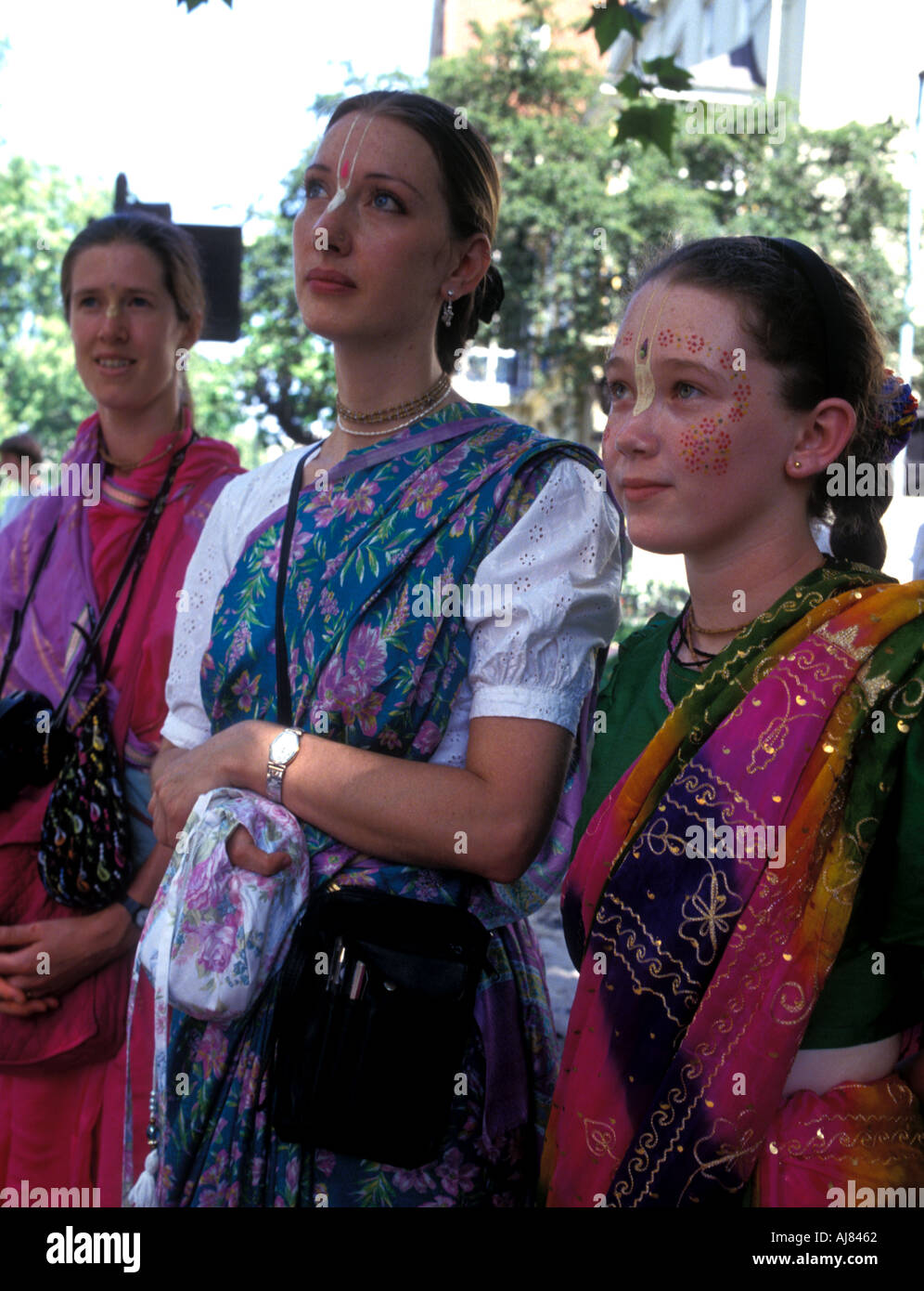 Les femmes de Hare Krishna Park à Londres. Banque D'Images