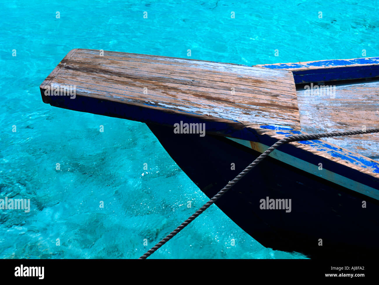 Maldives Dhoni bateau amarré sur l'île de Laguna Beach Banque D'Images