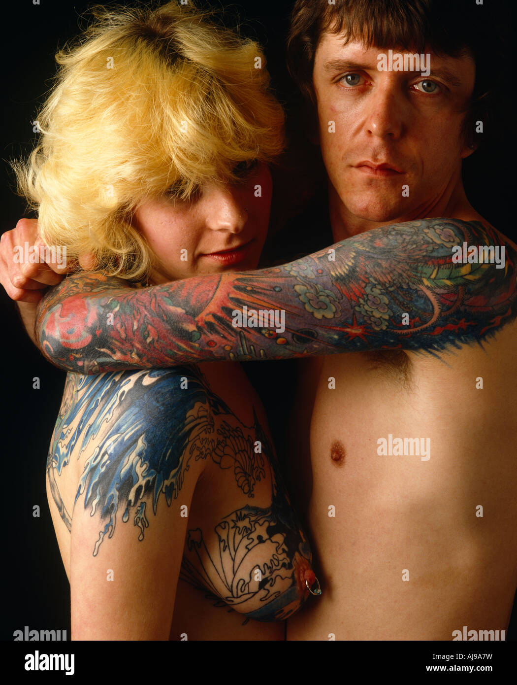 Couple tatoué Banque D'Images