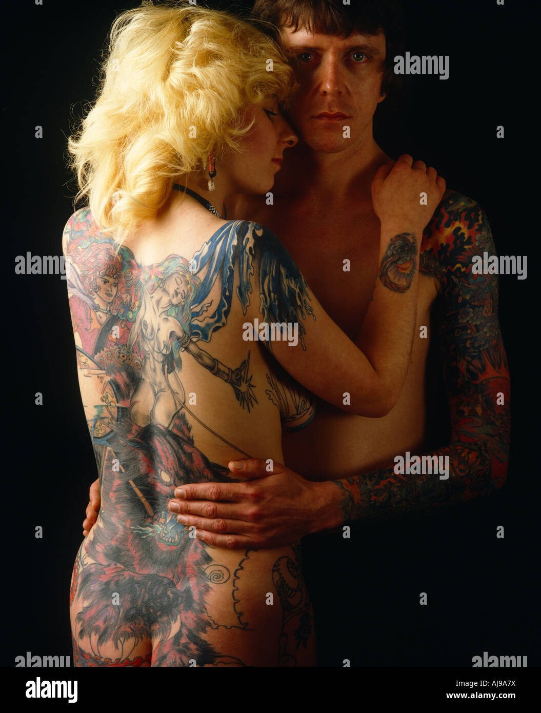 Couple tatoué Banque D'Images