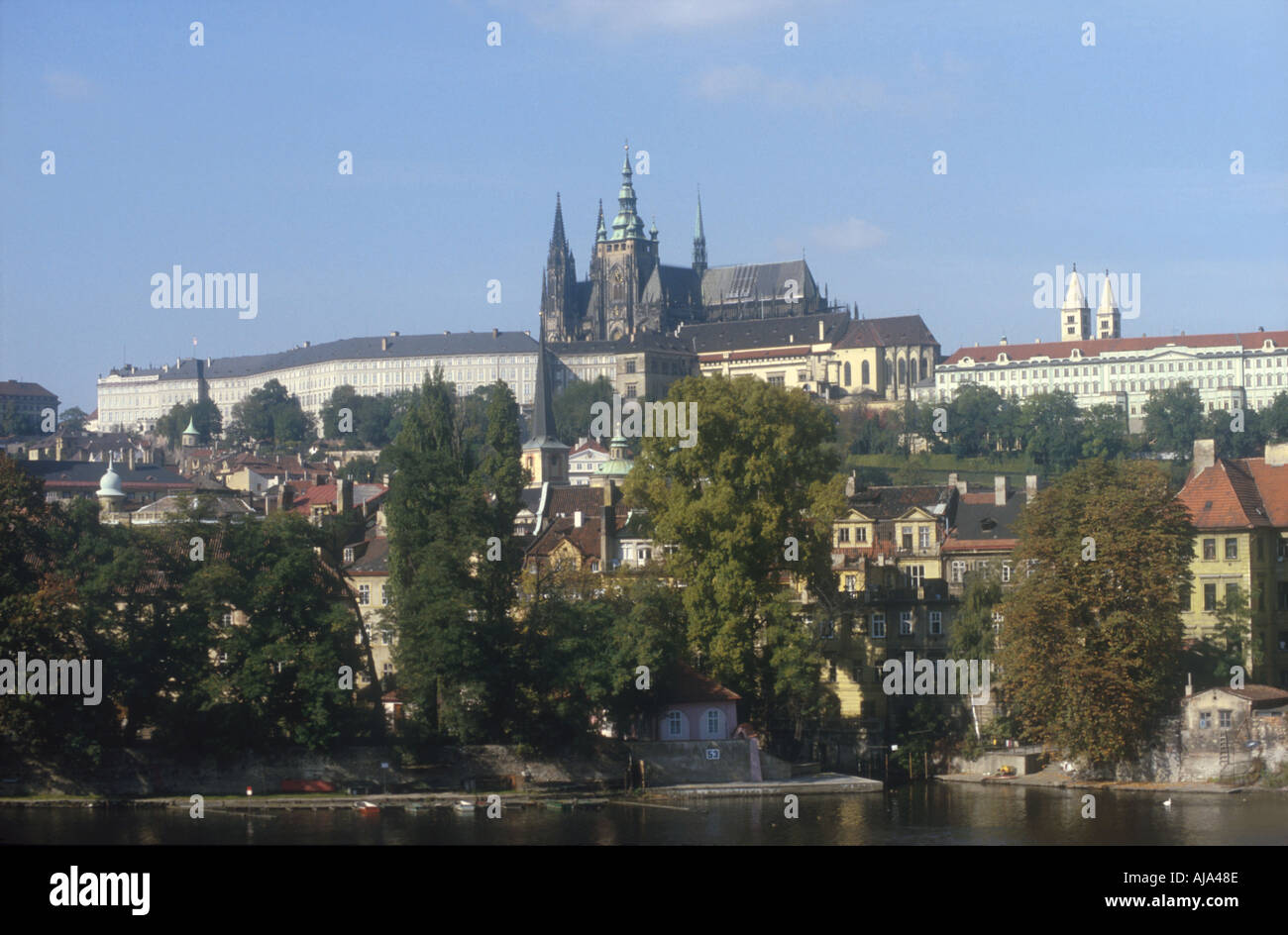 La Vltava Prague Palace St Saint Vitus Cathedral Prague République tchèque est de l'Europe Banque D'Images