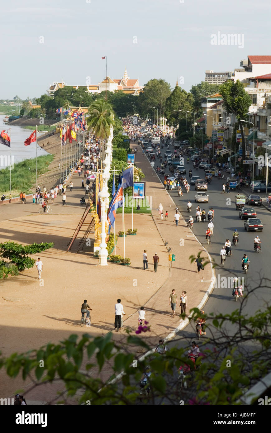 Cambodge Phnom Penh Sisowath Quay Banque D'Images