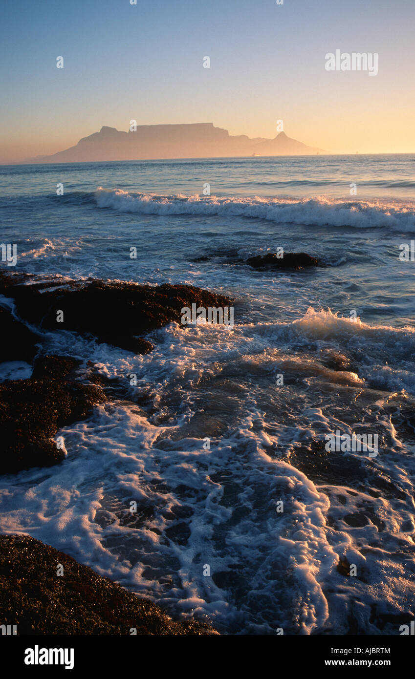 Vue panoramique sur la Montagne de la table de Bloubergstrand Banque D'Images