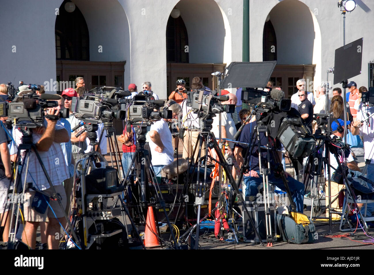 Les équipes de médias attendent une conférence de presse pour New York le sénateur Larry Craig à Boise, Idaho Banque D'Images
