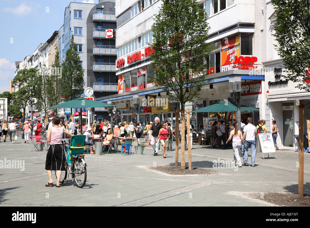 Charlottenburg Berlin Wilmersdorf Wilmersdorfer Strasse Str Street Geschaeftsstrasse Banque D'Images