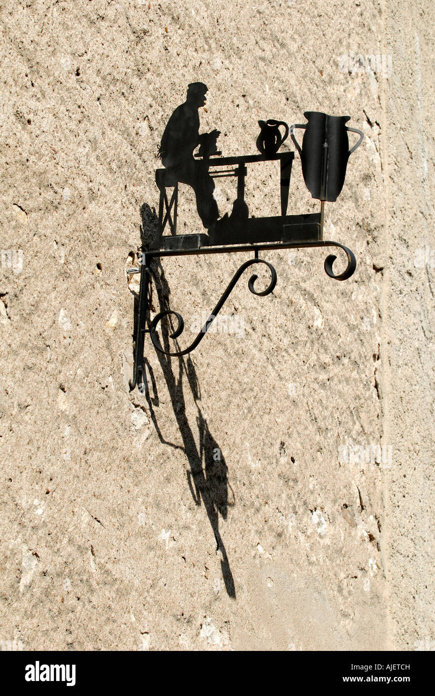 Support mural en métal décoratifs signe pour potter, Chauvigny, Vienne, France. Banque D'Images