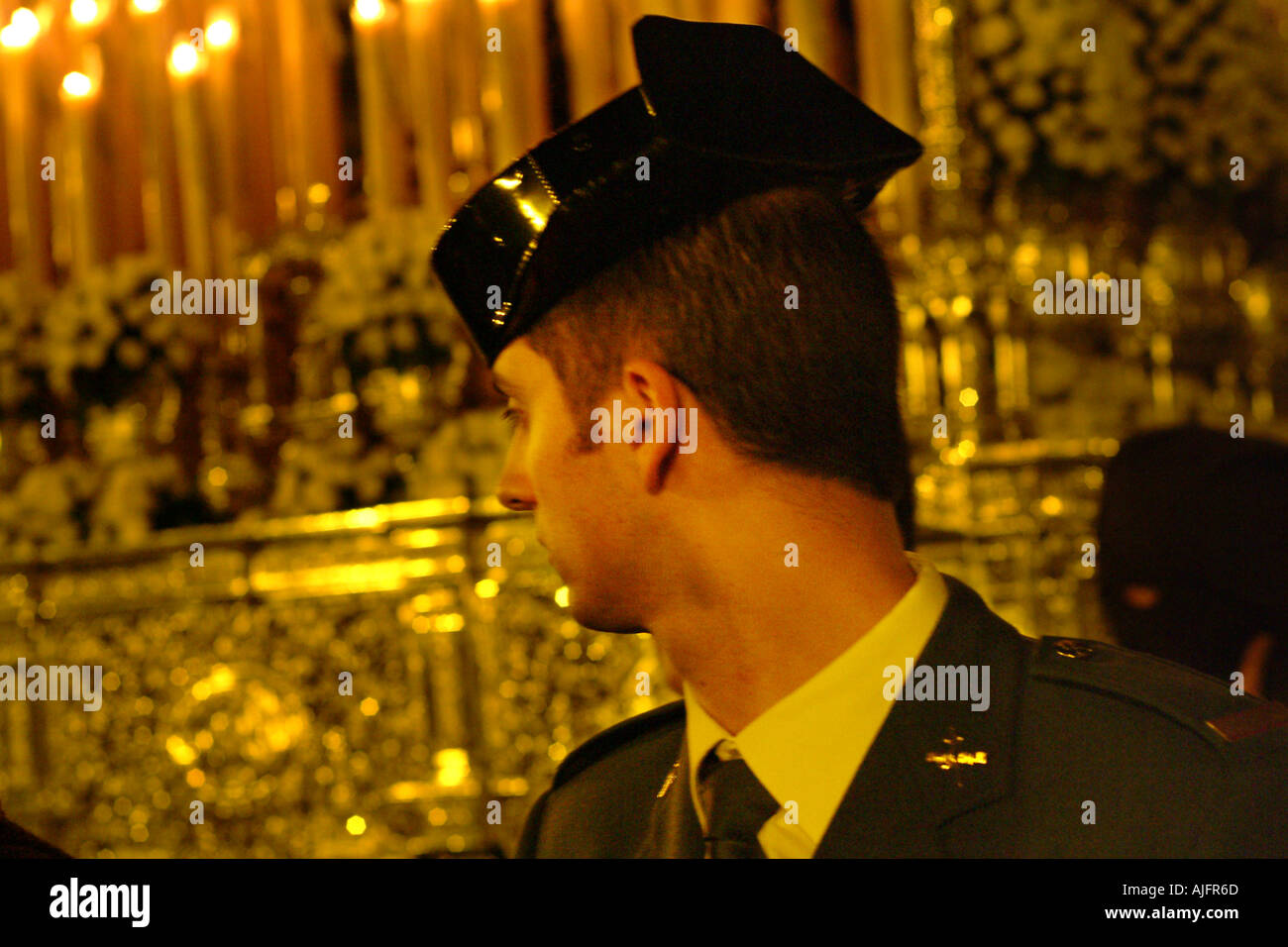 L'escorte de la Garde civile de droit de Sainte Vierge Espagne Séville Mercredi Banque D'Images