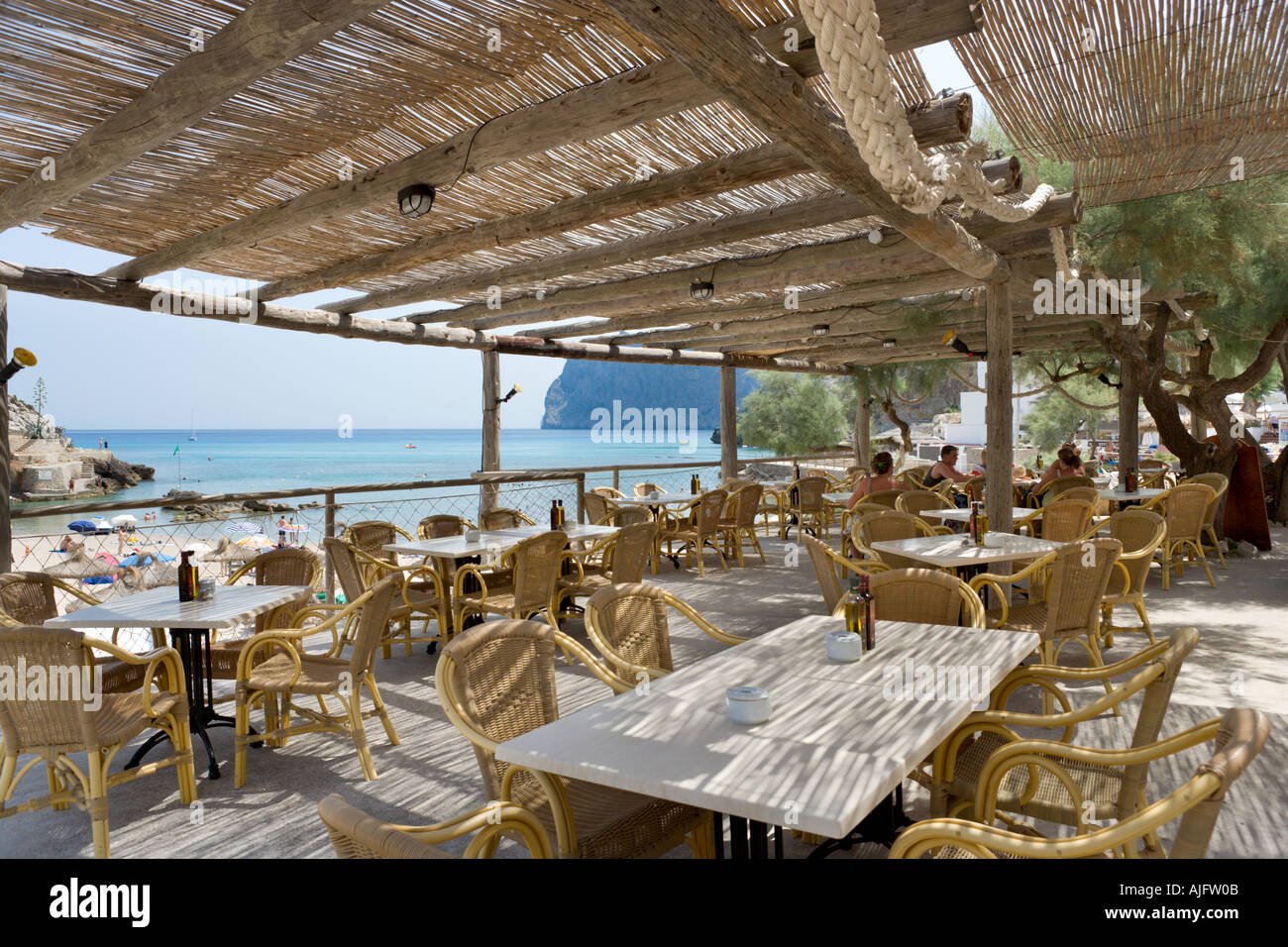 Restaurant en bord de mer, Cala San Vicente, Mallorca, Espagne Banque D'Images