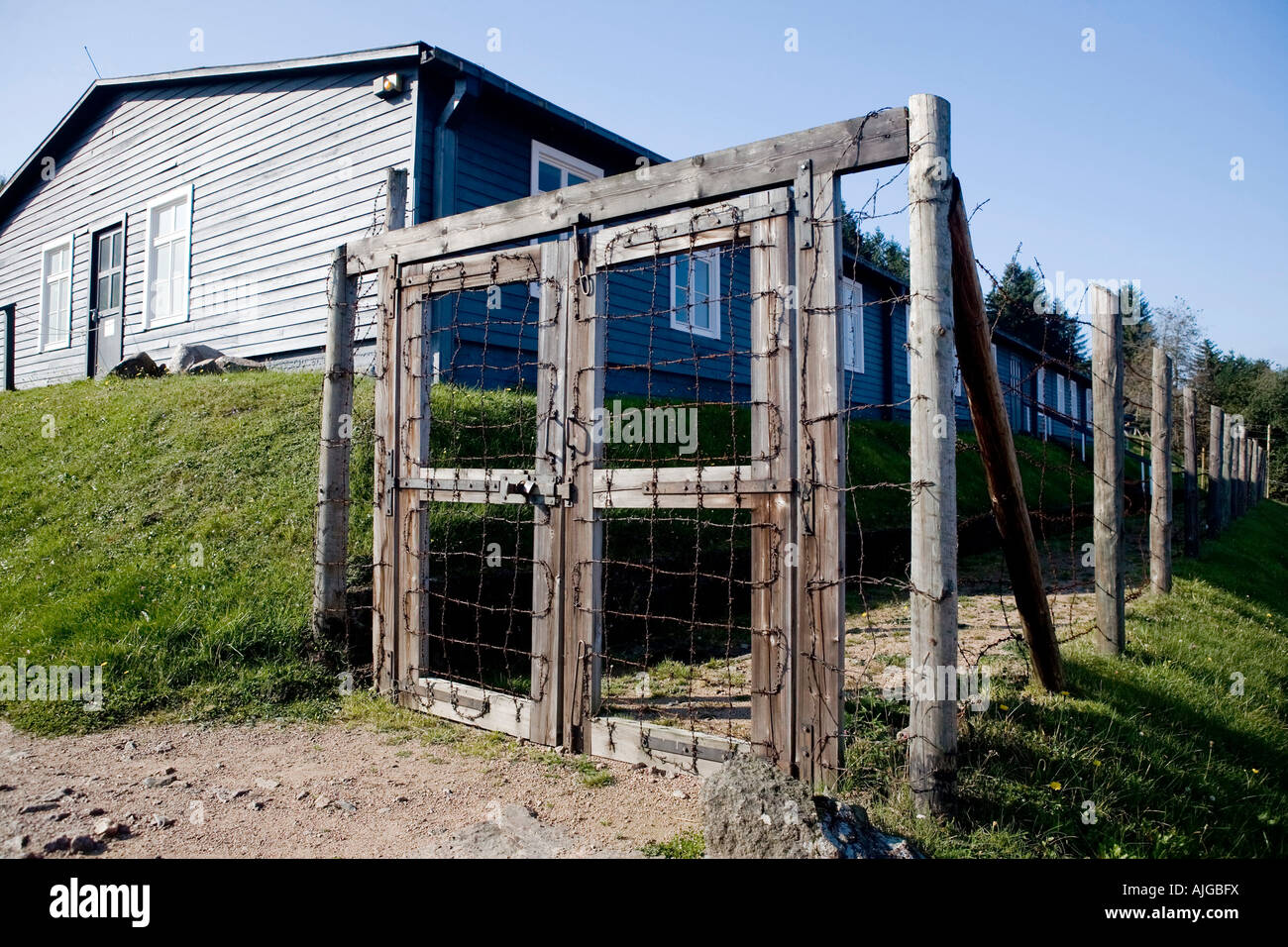 Gate et barbewire au Struthof le seul camp de concentration Nazi situé en France Banque D'Images