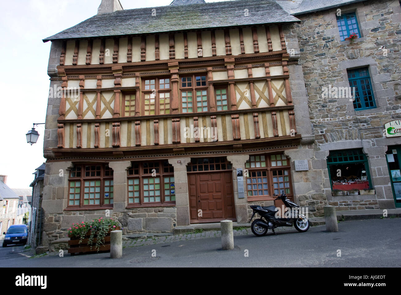 Maisons à colombage colombage médiévale Treguier Bretagne Nord France Photo Stock Alamy Maisons à colombage colombage médiévale Treguier Bretagne Nord France Photo Stock Alamy