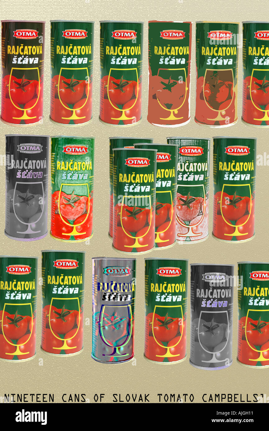 19 boîtes de soupe Campbell tomate Slovaque Banque D'Images