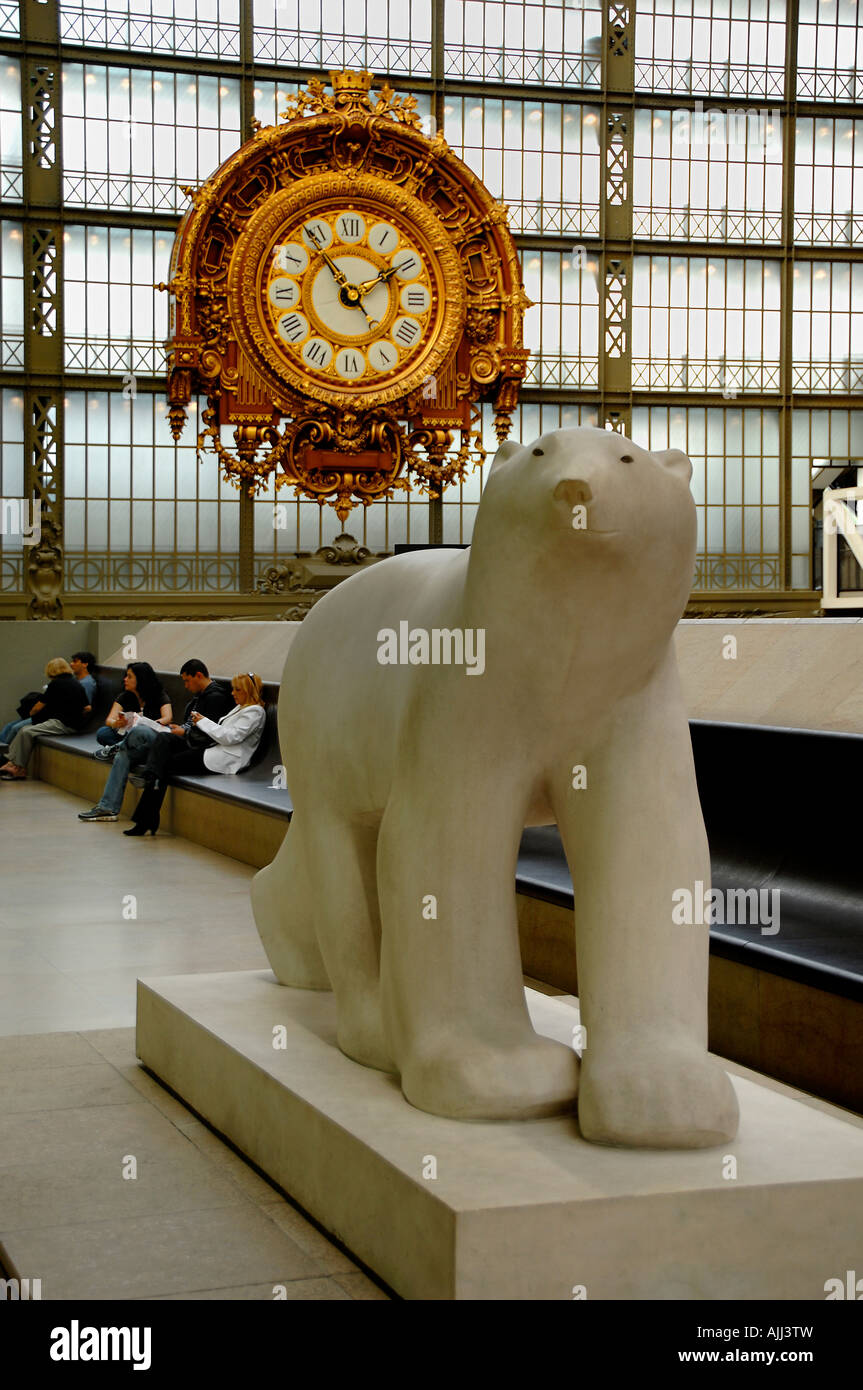 La sculpture et à l'horloge du Musée d'Orsay, Paris, France Banque D'Images