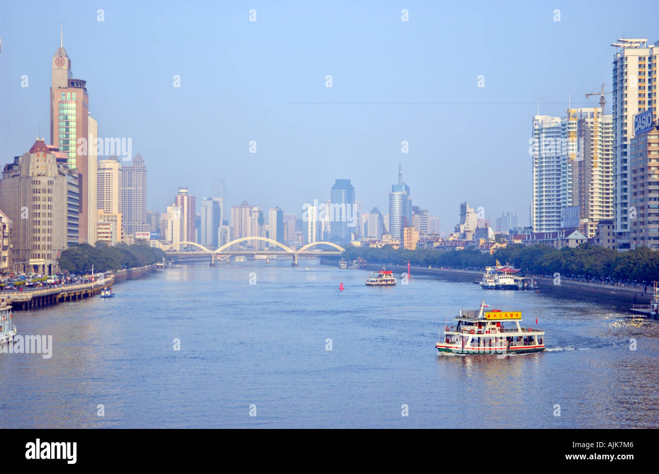 Gratte-ciel de Chine Guangzhou Zhujiang Banque D'Images